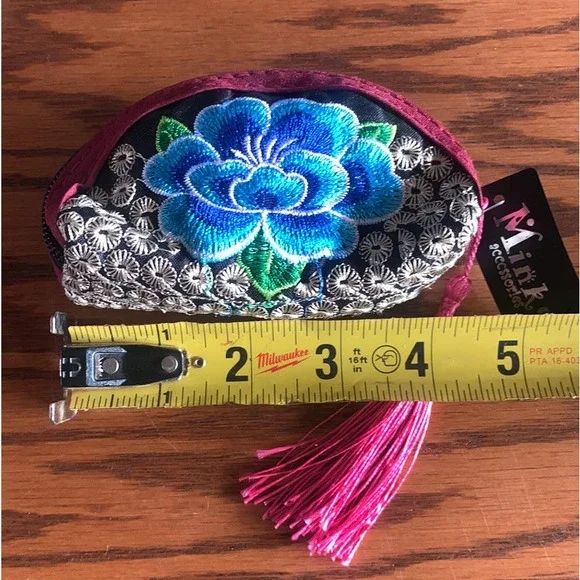 Artisanal Embroidered Coin Purse- Burgundy Trim - Picture 2 of 3